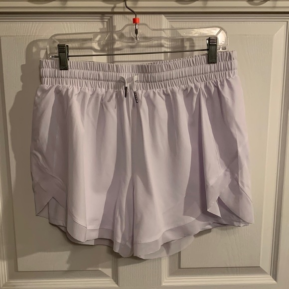 HALARA Pants - NEW Halara Drawstring Contrast Mesh 2-in-1 Shorts Color White